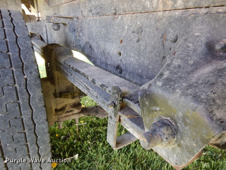 image for item IT9380 1996 GMC TopKick 6500  dump flatbed truck