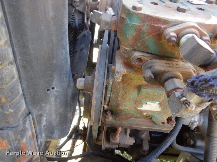 image for item IT9381 1985 Ford L8000  dump truck