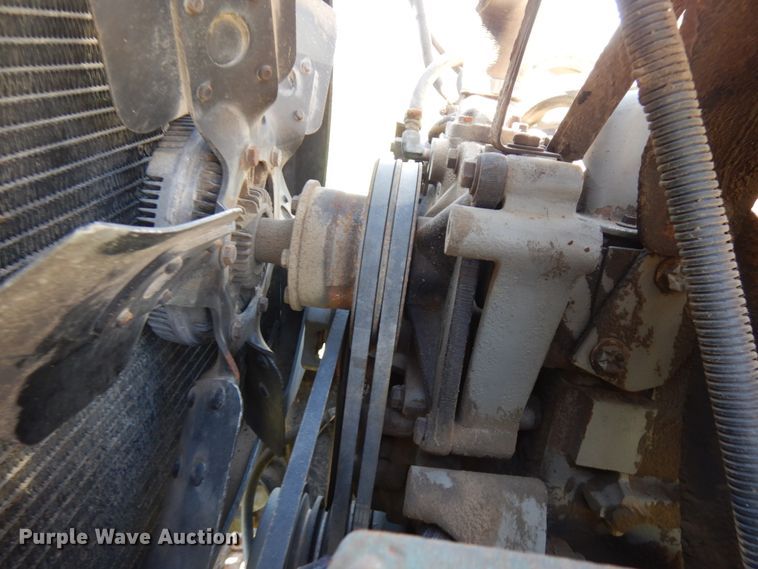 image for item IT9381 1985 Ford L8000  dump truck