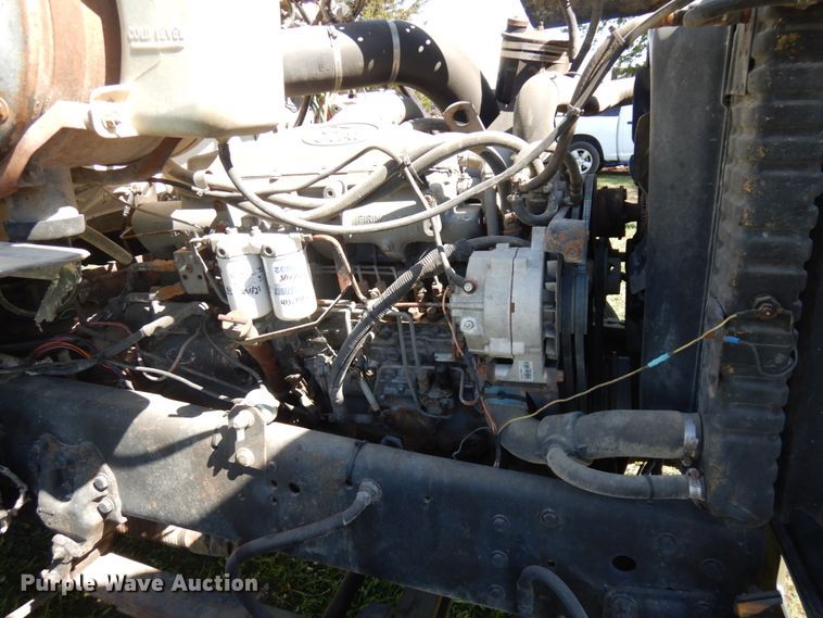 image for item IT9381 1985 Ford L8000  dump truck