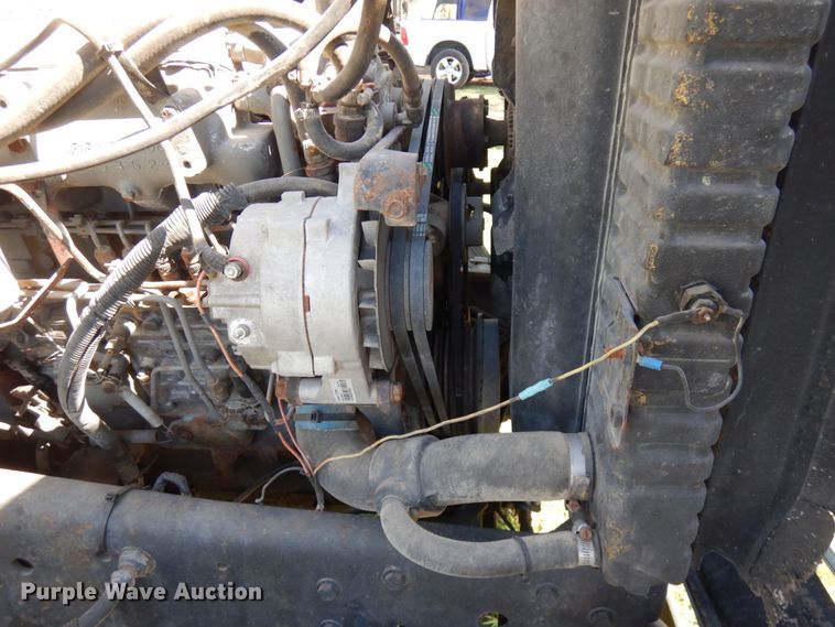 image for item IT9381 1985 Ford L8000  dump truck