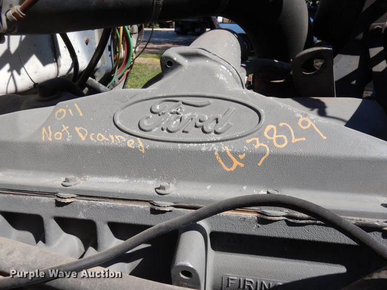 image for item IT9381 1985 Ford L8000  dump truck