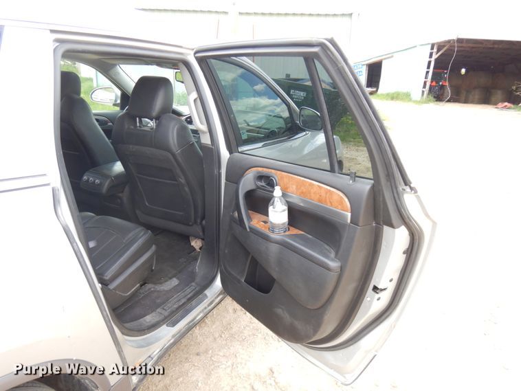 image for item IT9382 2011 Buick Enclave  SUV