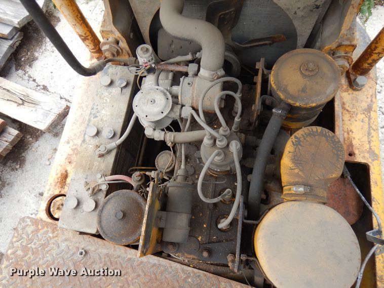 image for item IT9383 Hyster S40B  forklift