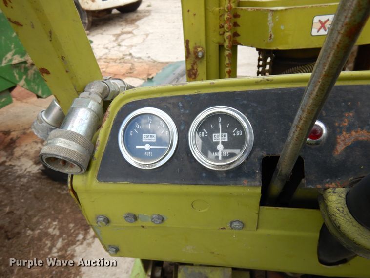 image for item IT9384 Clark C500-25  forklift