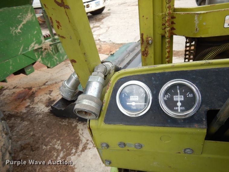 image for item IT9384 Clark C500-25  forklift