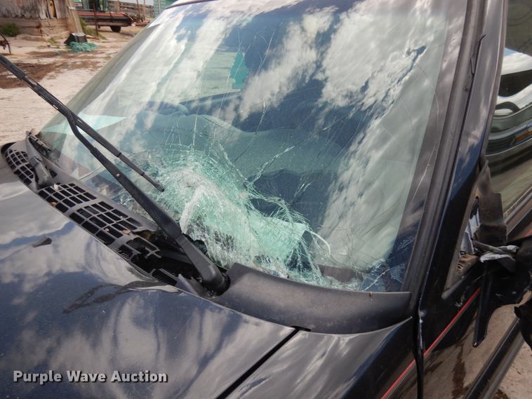 image for item IT9397 2001 Chevrolet S10  Crew Cab pickup truck