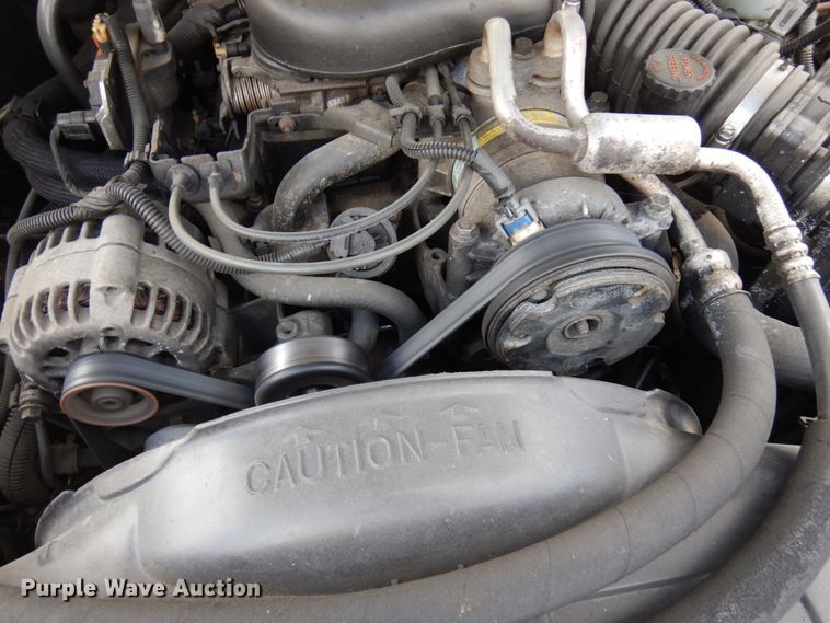 image for item IT9397 2001 Chevrolet S10  Crew Cab pickup truck