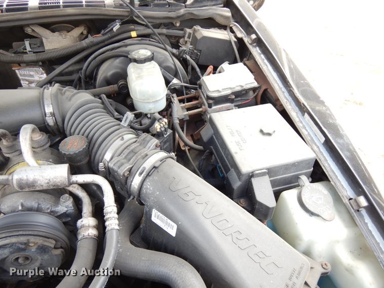 image for item IT9397 2001 Chevrolet S10  Crew Cab pickup truck