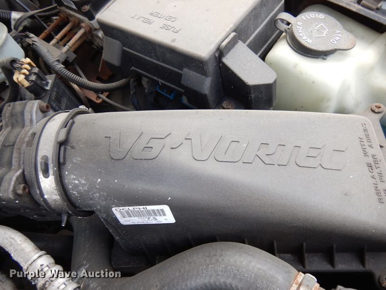 image for item IT9397 2001 Chevrolet S10  Crew Cab pickup truck