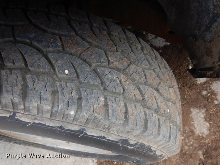 image for item IT9397 2001 Chevrolet S10  Crew Cab pickup truck