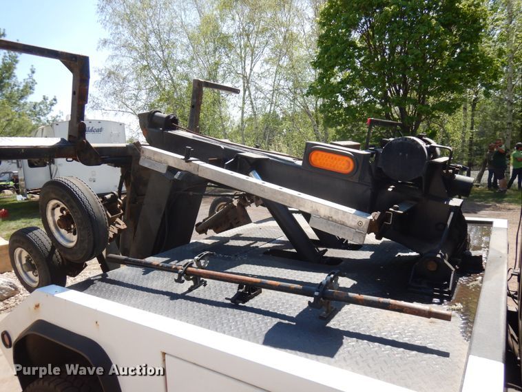 image for item IT9413 2003 Chevrolet C4500  tow truck