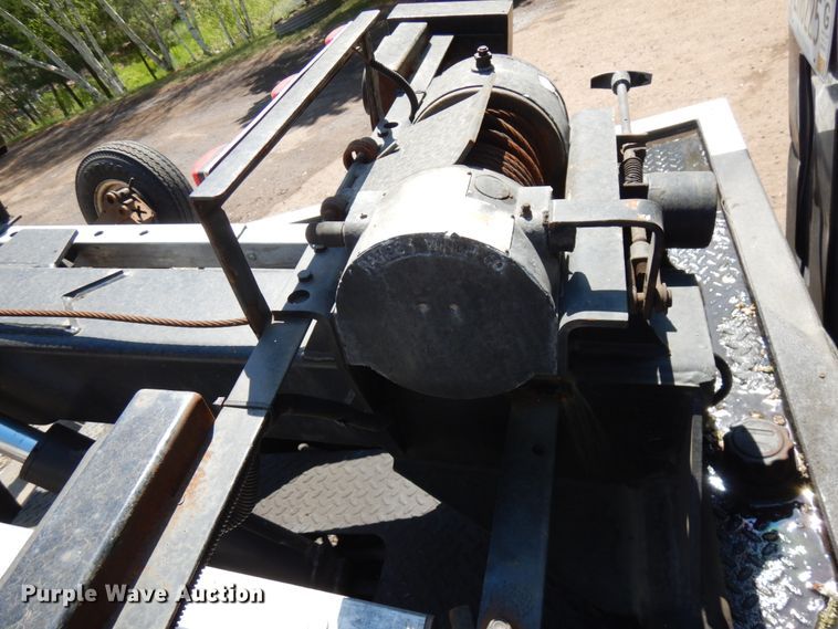 image for item IT9413 2003 Chevrolet C4500  tow truck