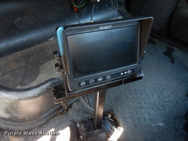 image for item IT9413 2003 Chevrolet C4500  tow truck