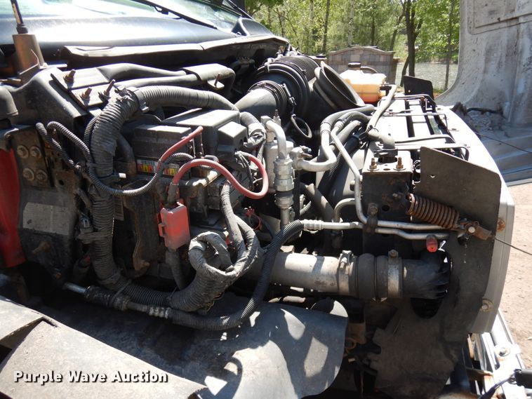 image for item IT9413 2003 Chevrolet C4500  tow truck