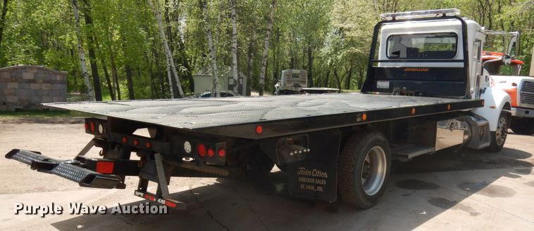 image for item IT9414 2014 Peterbilt 337  rollback truck