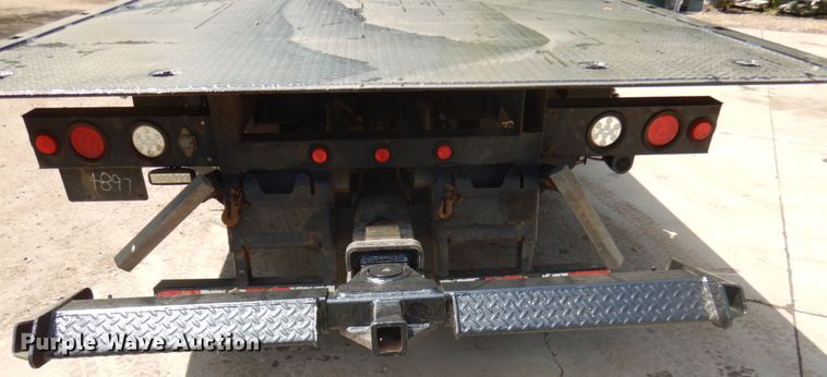 image for item IT9414 2014 Peterbilt 337  rollback truck