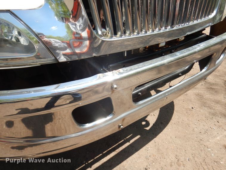 image for item IT9415 2007 International 4300  rollback truck