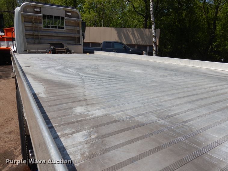 image for item IT9415 2007 International 4300  rollback truck