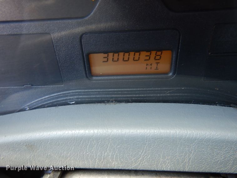 image for item IT9415 2007 International 4300  rollback truck