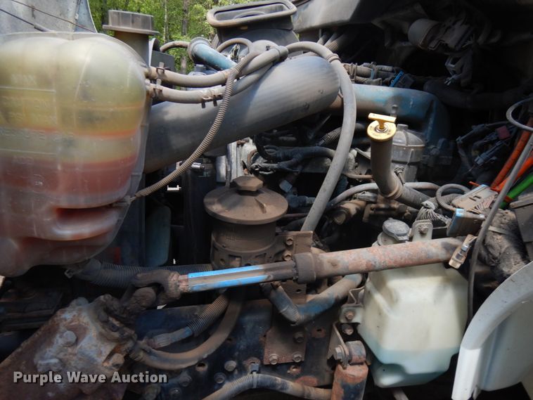 image for item IT9415 2007 International 4300  rollback truck