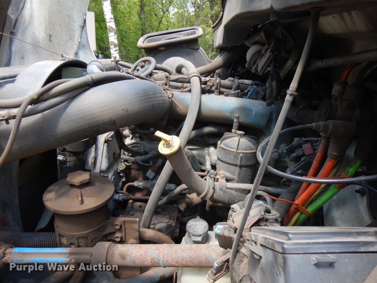 image for item IT9415 2007 International 4300  rollback truck