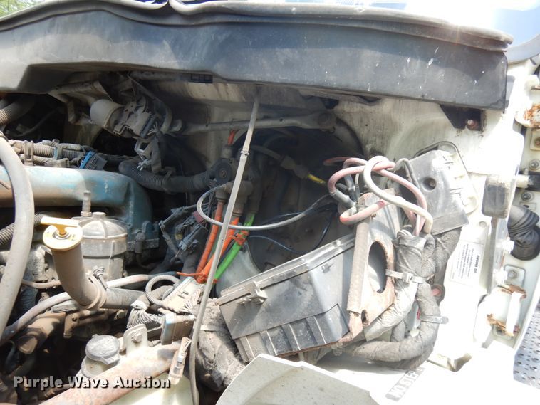 image for item IT9415 2007 International 4300  rollback truck