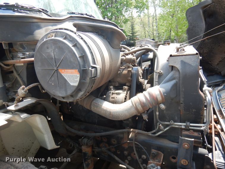 image for item IT9415 2007 International 4300  rollback truck