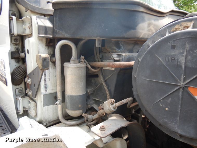 image for item IT9415 2007 International 4300  rollback truck