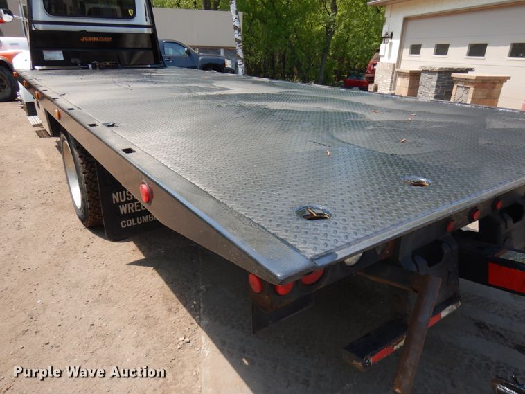 image for item IT9416 2014 Peterbilt 337  rollback truck