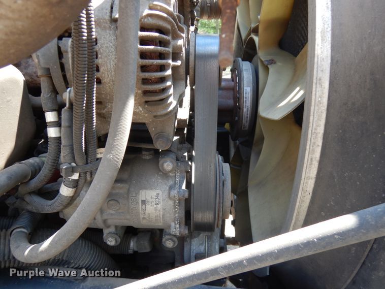 image for item IT9416 2014 Peterbilt 337  rollback truck