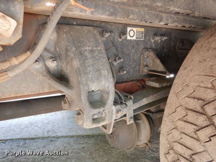 image for item IT9416 2014 Peterbilt 337  rollback truck