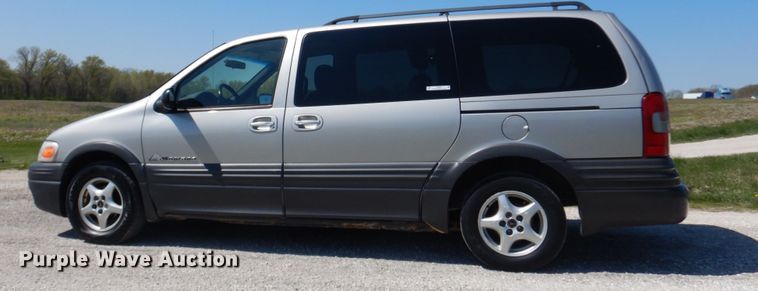 image for item IY9625 2005 Pontiac Montana  van