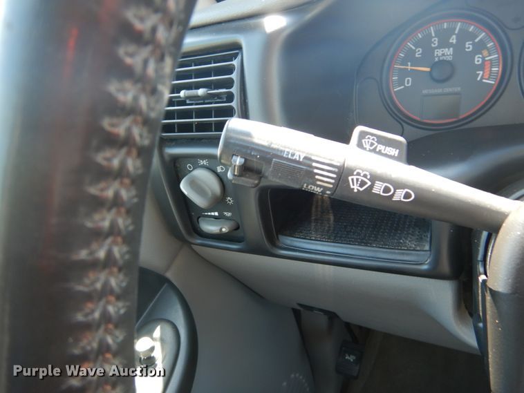 image for item IY9625 2005 Pontiac Montana  van