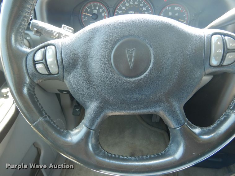 image for item IY9625 2005 Pontiac Montana  van