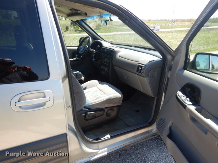 image for item IY9625 2005 Pontiac Montana  van