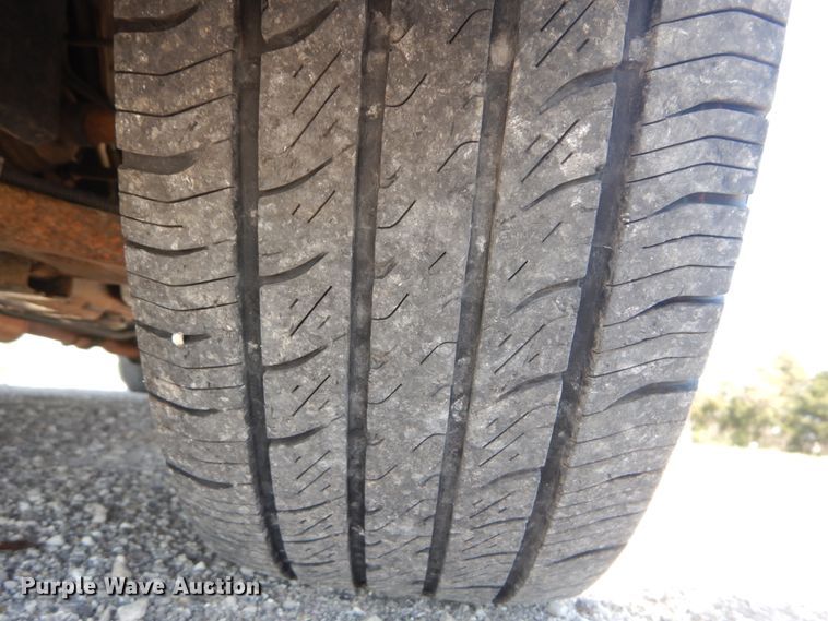 image for item IY9625 2005 Pontiac Montana  van