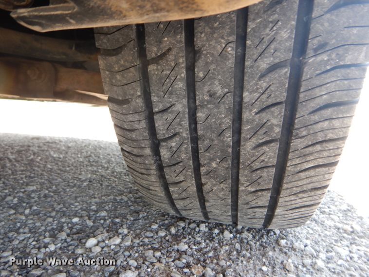 image for item IY9625 2005 Pontiac Montana  van