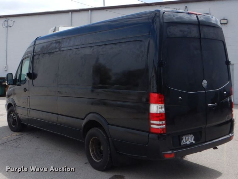 image for item IY9686 2011 Freightliner Sprinter  van