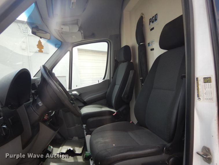 image for item IY9686 2011 Freightliner Sprinter  van