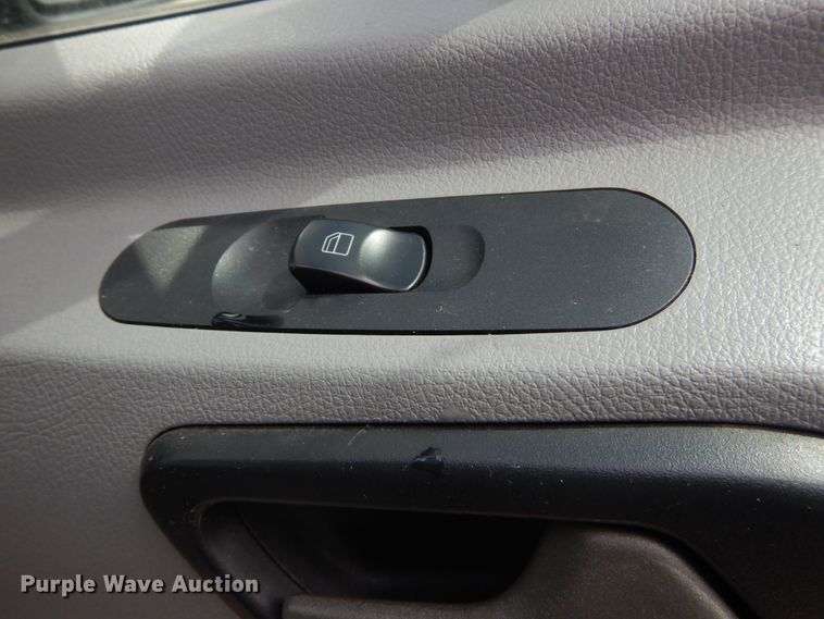 image for item IY9686 2011 Freightliner Sprinter  van