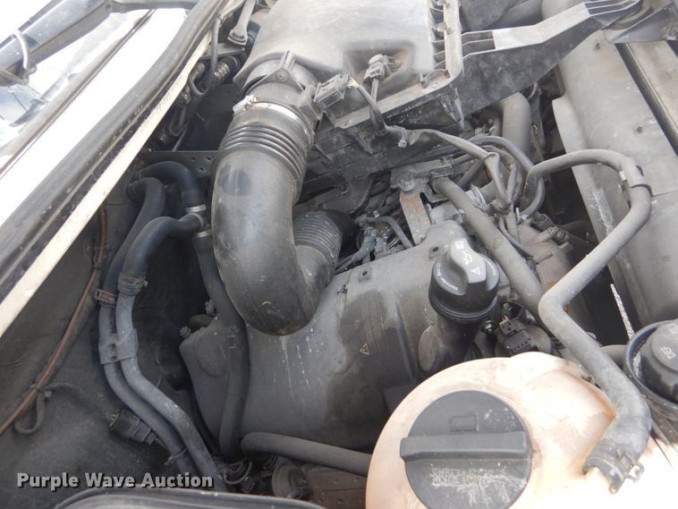 image for item IY9686 2011 Freightliner Sprinter  van