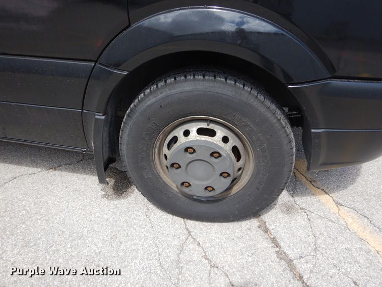 image for item IY9686 2011 Freightliner Sprinter  van