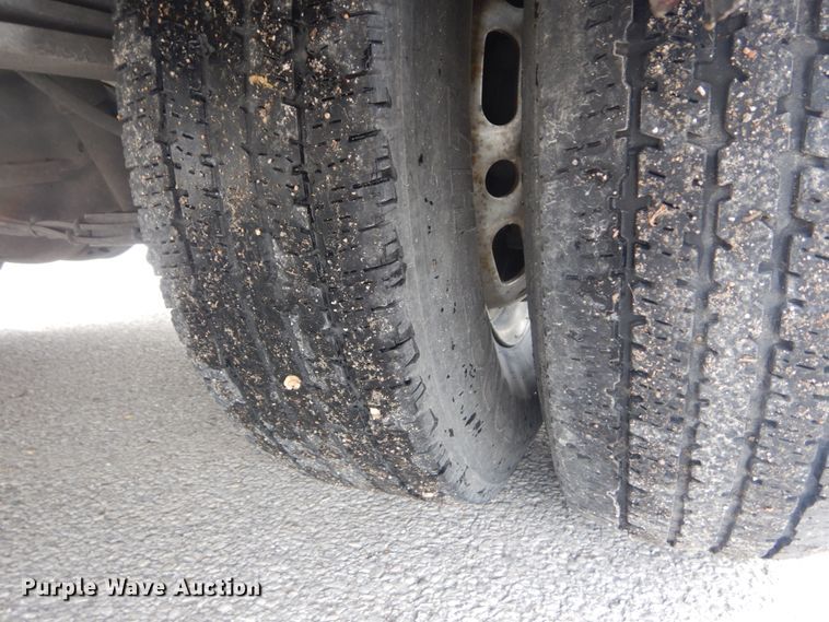 image for item IY9686 2011 Freightliner Sprinter  van