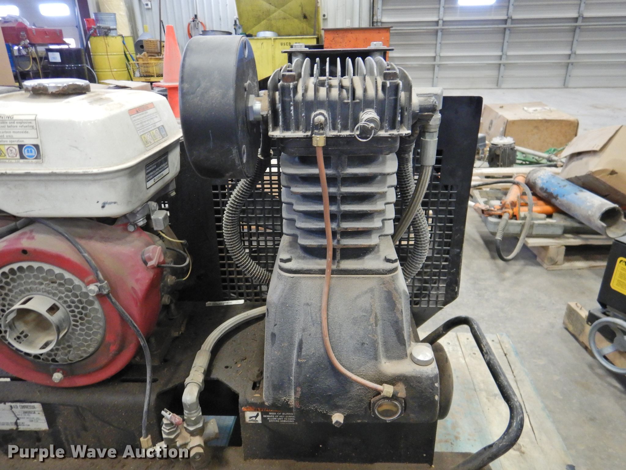 John Deere AC28GH air compressor in Amarillo , TX Item HN9169 sold