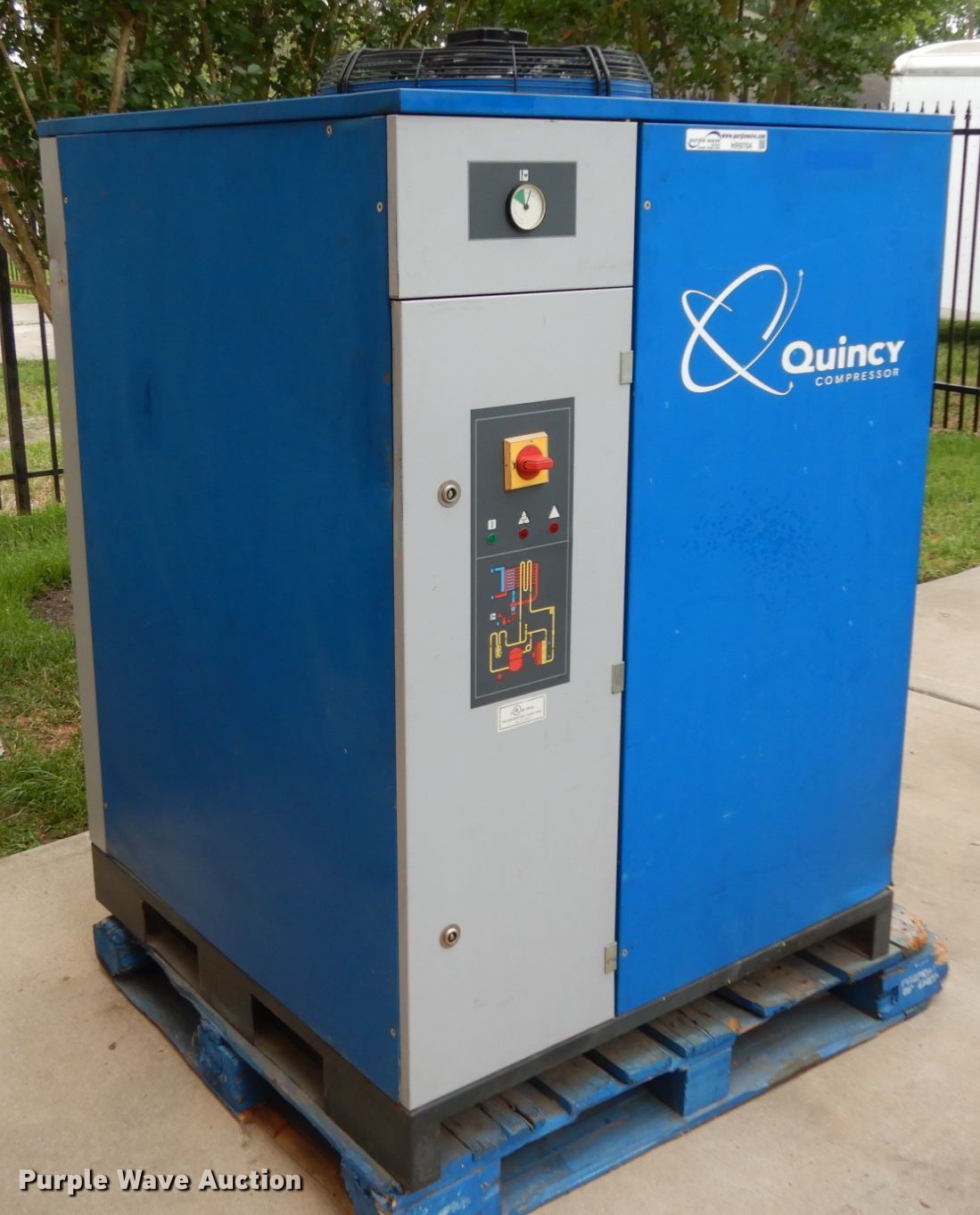 2014 Quincy air dryer in Houston, TX Item HR9704 sold Purple Wave