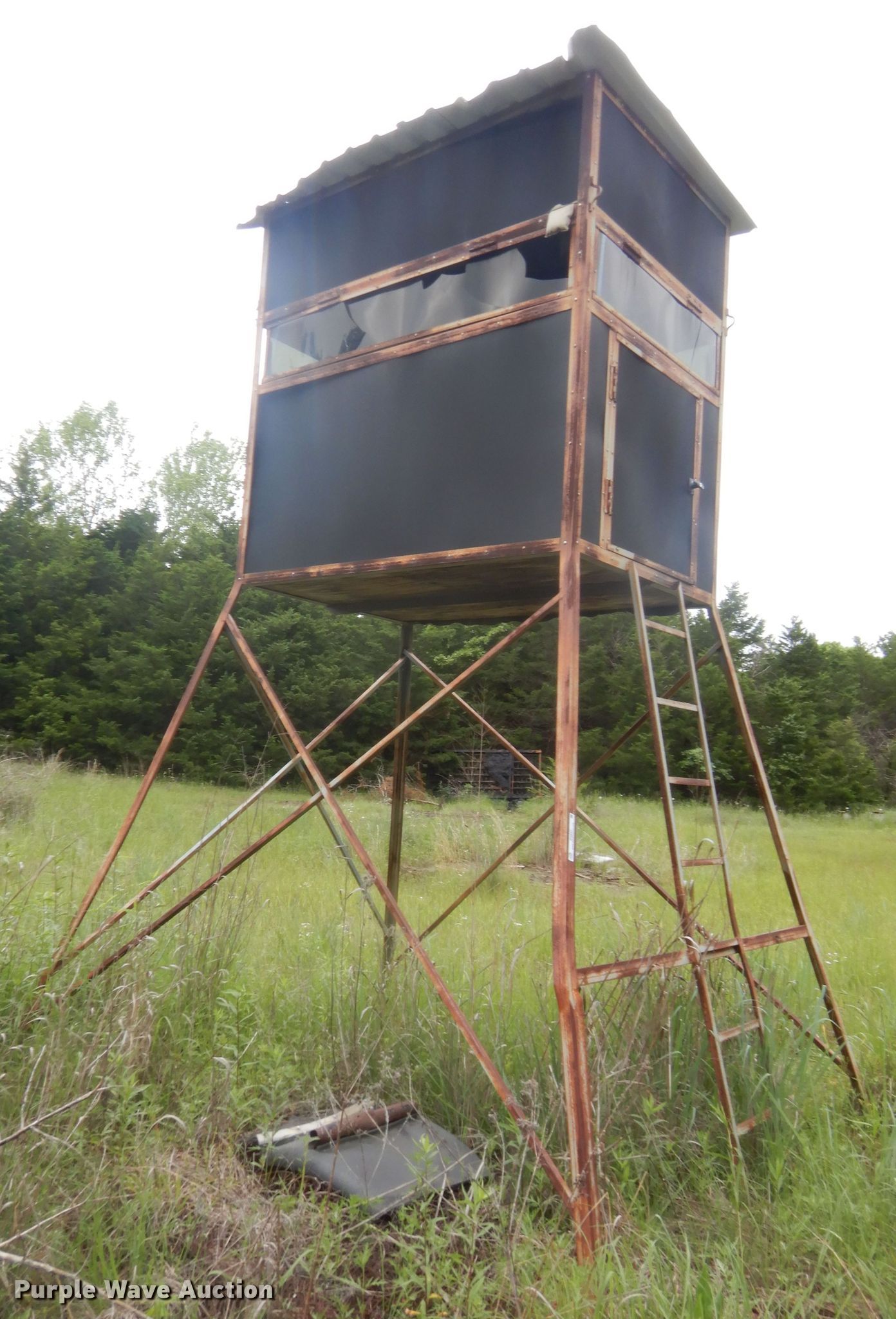 2) Quad Pod deer stands in Drumright, OK | Item IP9857 sold | Purple Wave