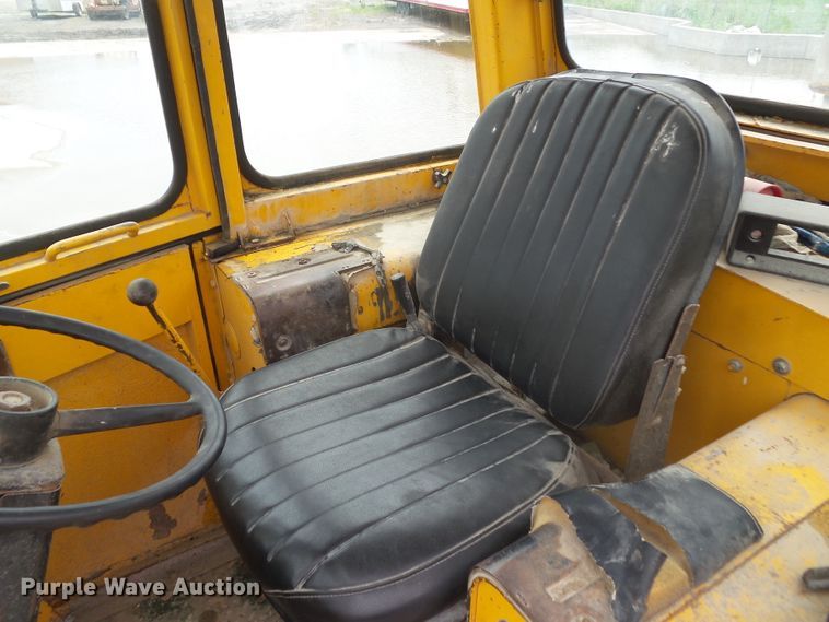 image for item DA7114 1978 John Deere 544-B  wheel loader