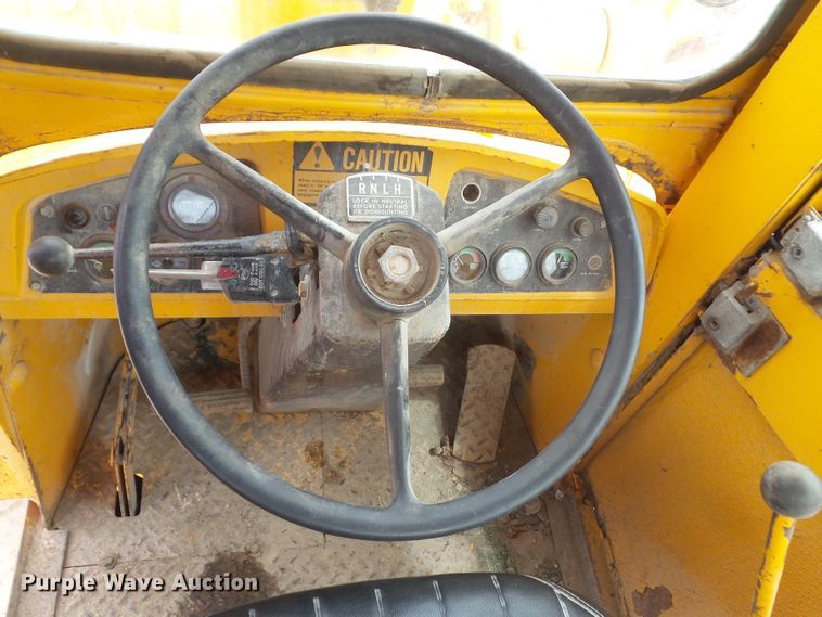 image for item DA7114 1978 John Deere 544-B  wheel loader