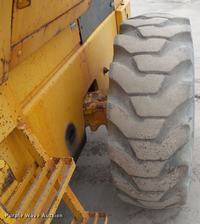 image for item DA7114 1978 John Deere 544-B  wheel loader